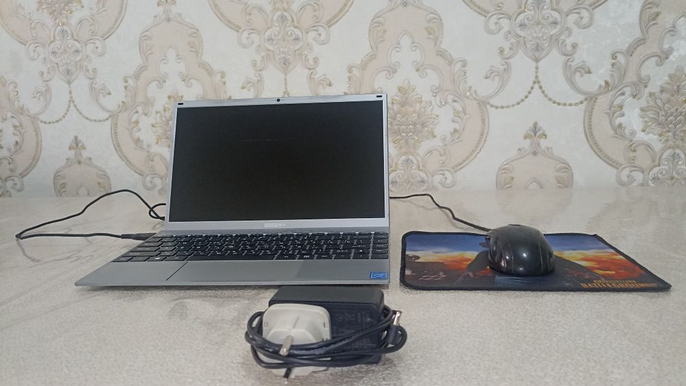 ПРОДАËТСЯ ноутбук срочно!