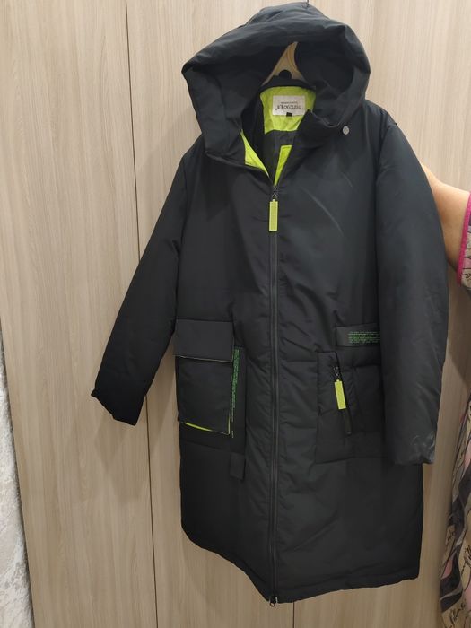 Продам женскую зимнюю куртку