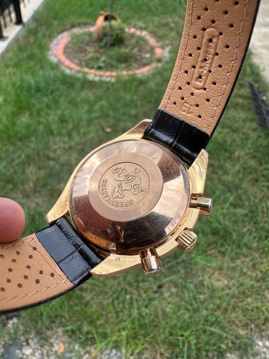 Омега Omega speedmaster day date. 18к златен мъжки часовник.