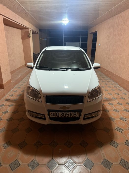 Nexia 3 2020 rangi oq srochna sotiladi