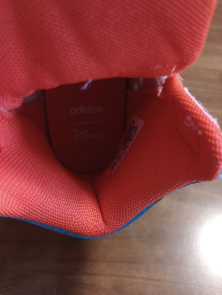 Високи маратонки Adidas Disney