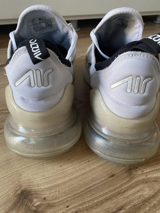 Nike air max 270,albi