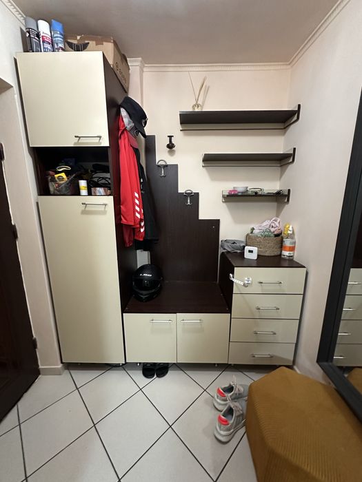 Mobilier hol second hand