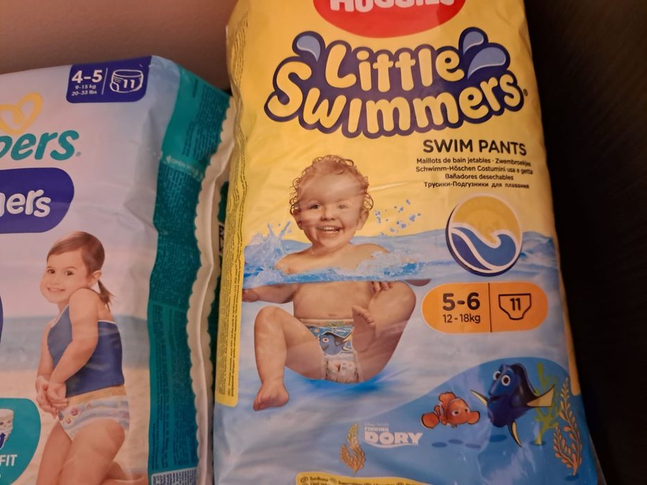Scutece înot pampers/huggies  Nr. 4-5