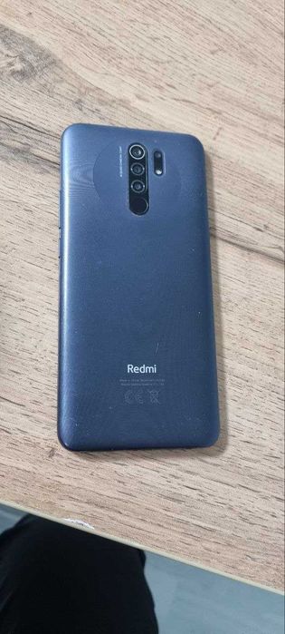 Redmi 9 4/64G sotiladi