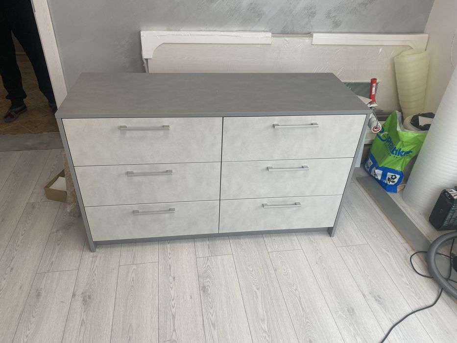 Мебели по поръчка ,монтаж демонтаж на мебели и модулни кухни