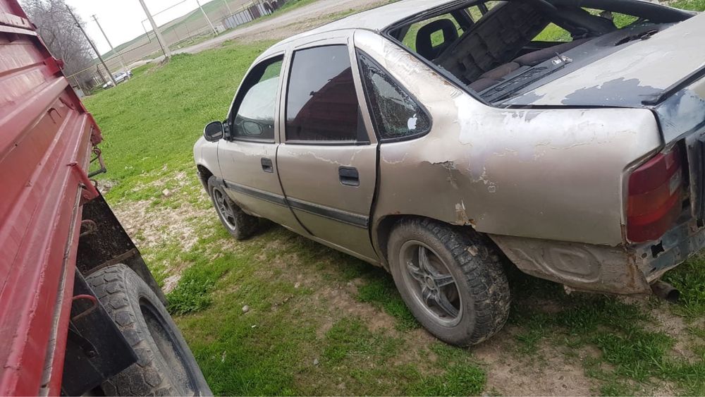 Opel vectra на запчасти