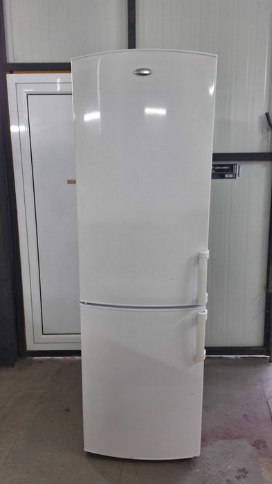 Комбиниран хладишник с фризер Whirlpool