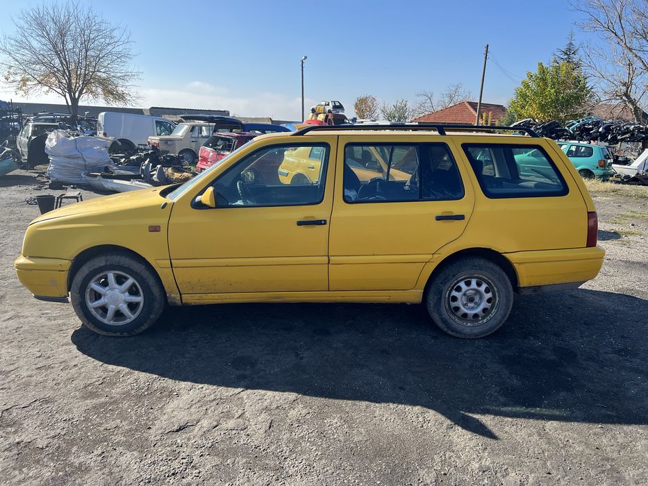 Голф 3 комби (1.6i 74kw 1997г.) на части