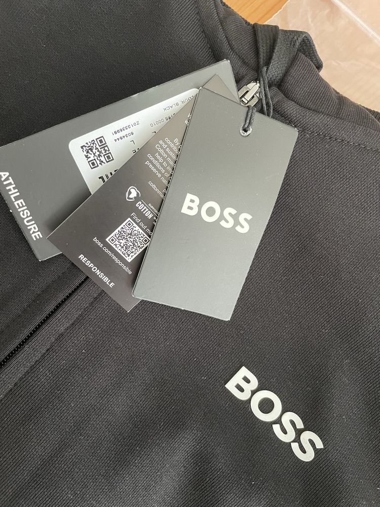 Мъжки спортен комплек в черен цвят Boss