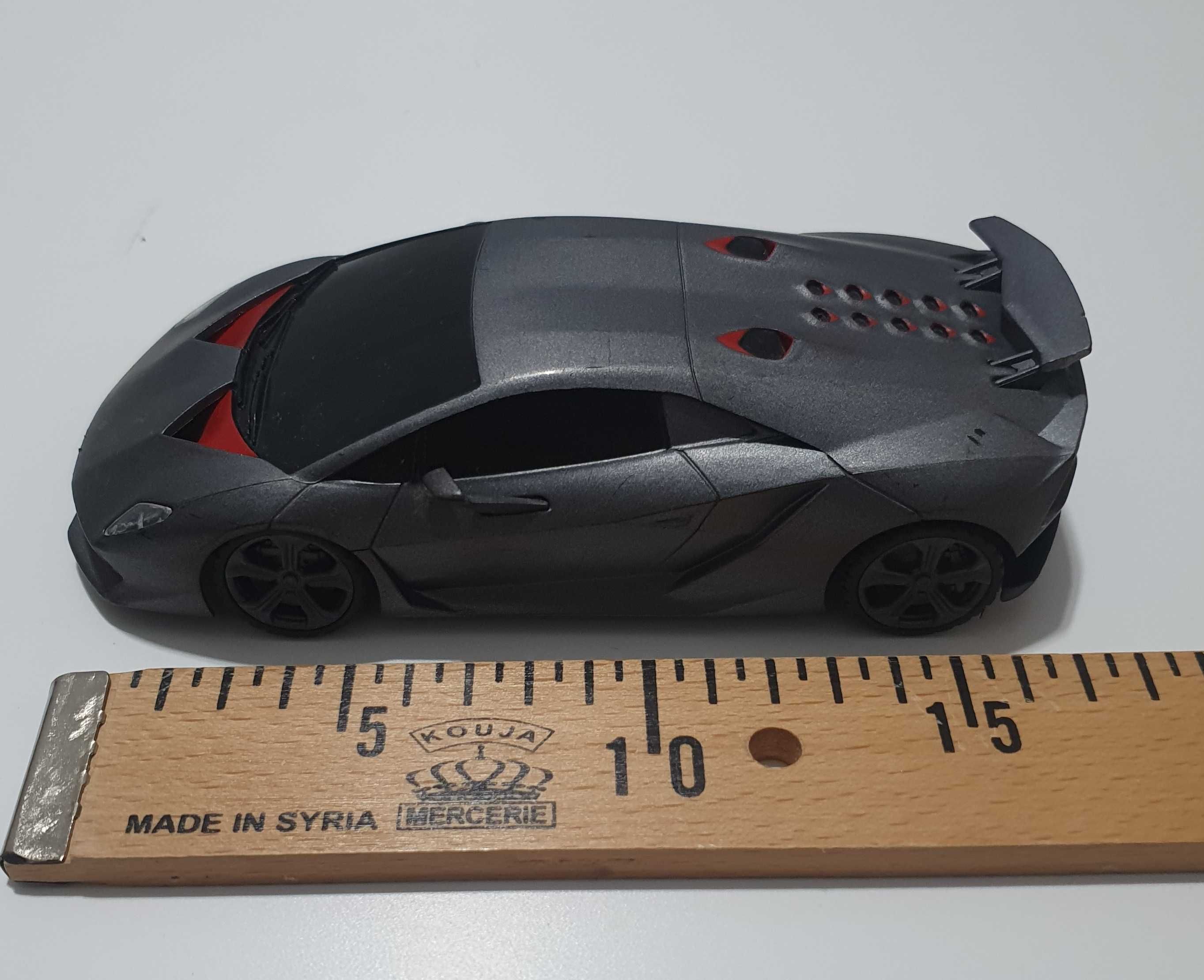 Masina jucarie pentru copii Lamborghini lungime 17 cm