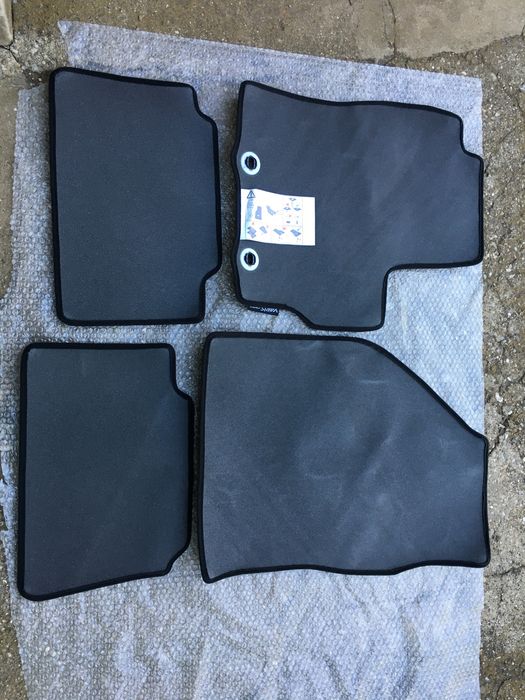 Covoare covorase originale auto mocheta Toyota Yaris Cross Hybrid