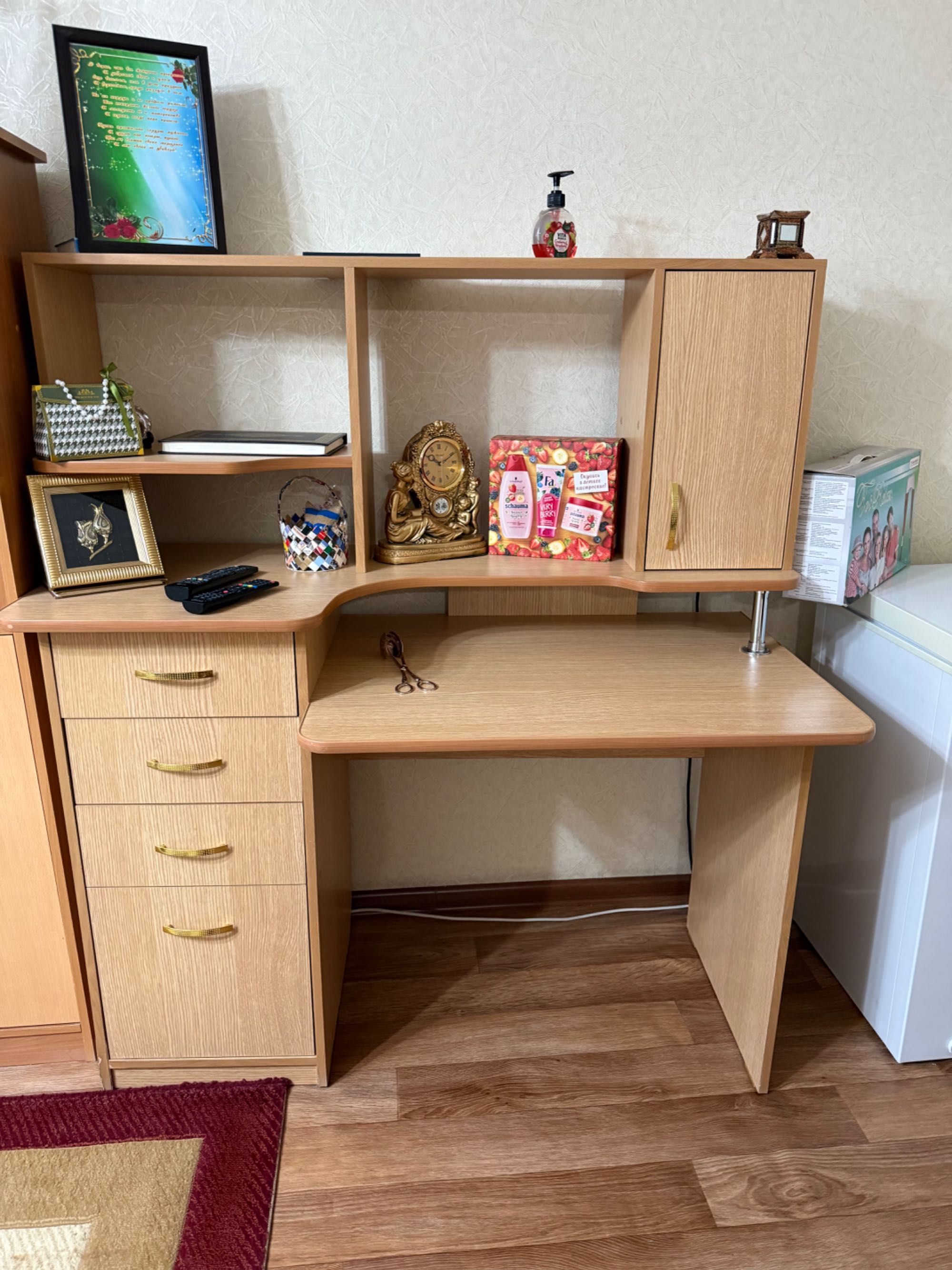 компьютерный стол