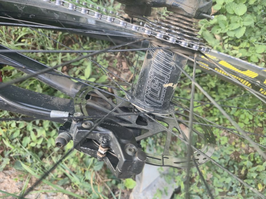 Продавам YT Tues 2019