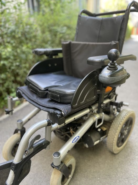 Scaun electric persoana cu handicap