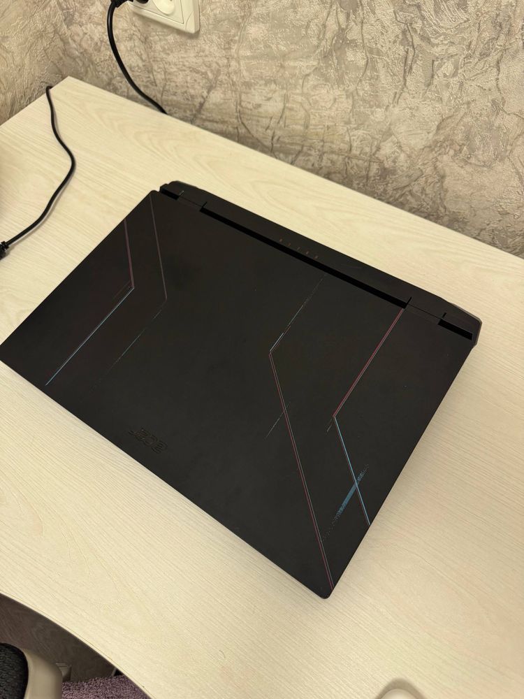 Продается игровой монтажный ноутбук Acer Nitro 5