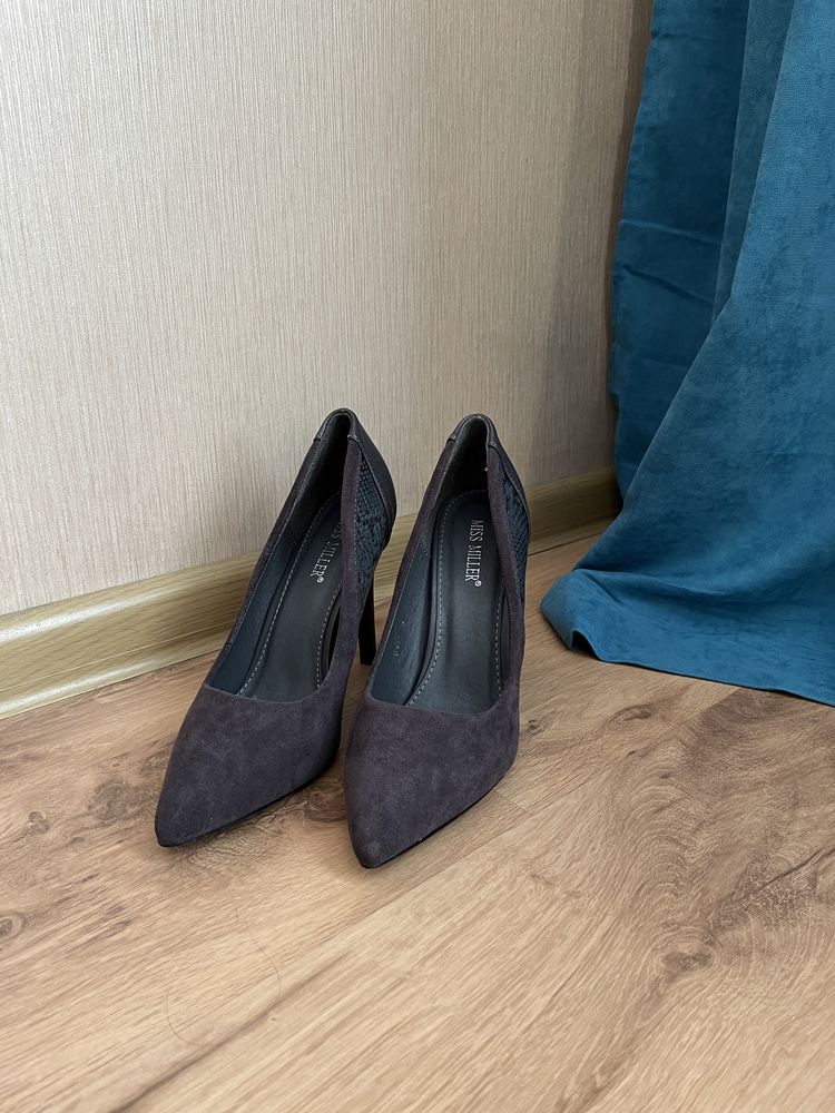 продам туфли 40 рр