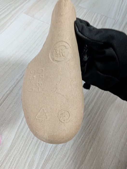 Jordan 1 travis scott