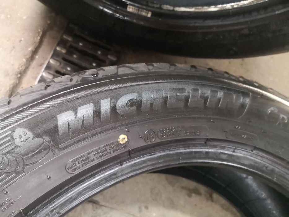 235 55 19 цола гуми като нови Michelin dot 23