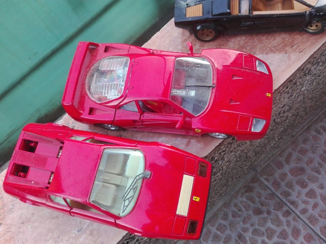 Мeтални колички Ferrari