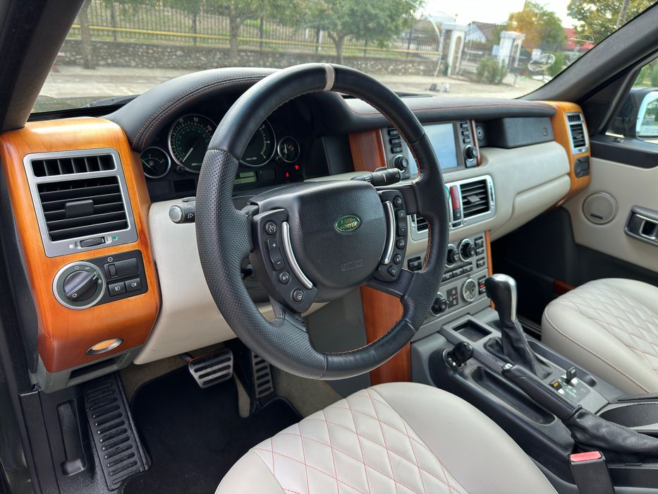 Land Rover Range Rover Vogue Exclusive-4.4i V8*300CP-Impecabil