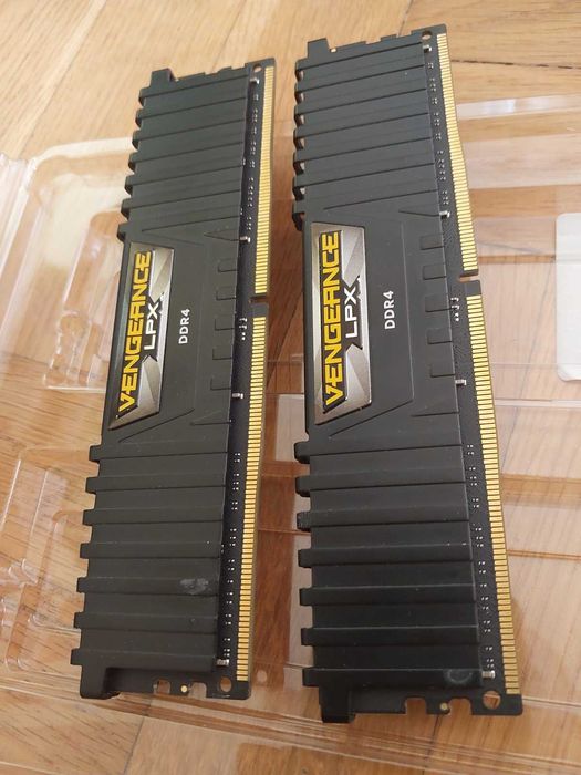 32GB DDR4 G.Skill , Corsair Vengance, Crucial, HyperX, 3000Mhz