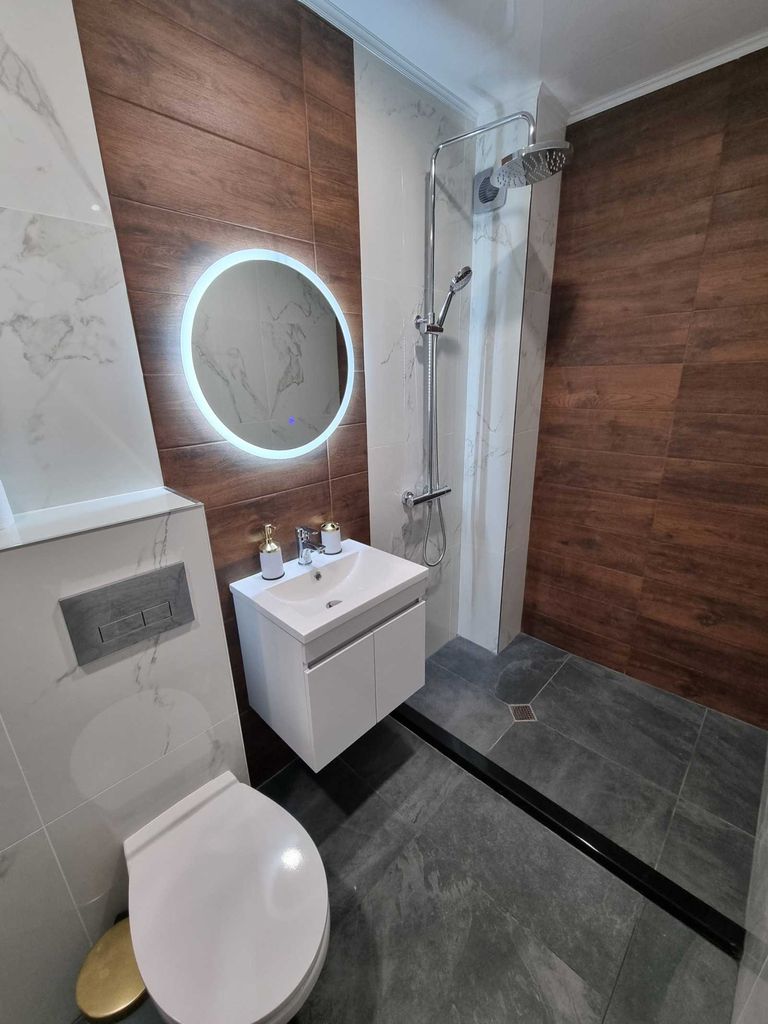 Дава се под наем Двустаен апартамент в София, Надежда 1 - 68 кв.м за 425 € - Снимка #11