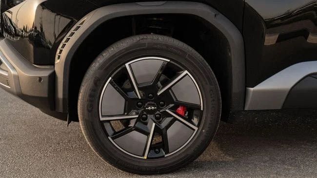BYD Leopard Titanium 3 2025