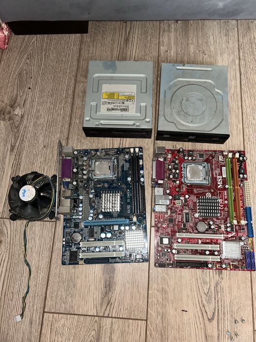 Материнская плата,дисковод