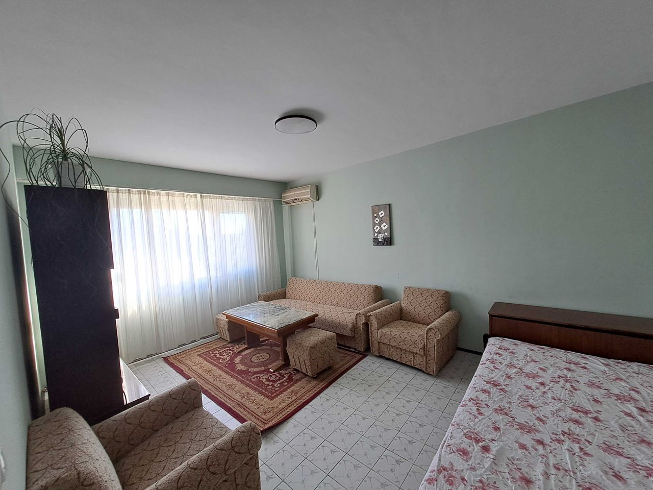 Дава се под наем Едностаен апартамент в Шумен, Гривица - 42 кв.м за 214.2 € - Снимка #2