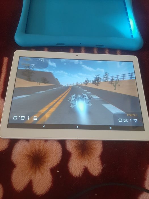 Tableta mare 10 inci 16gb ram 128gb memorie