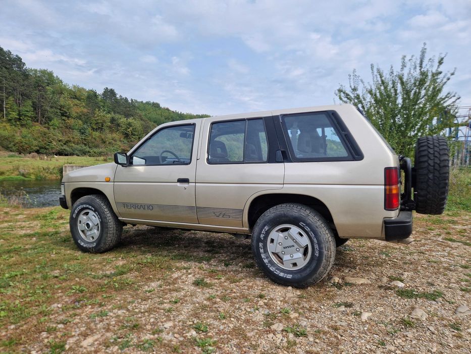 Nissan Terrano 3.0E 1991 automat,clima,atestat vehicul istoric.