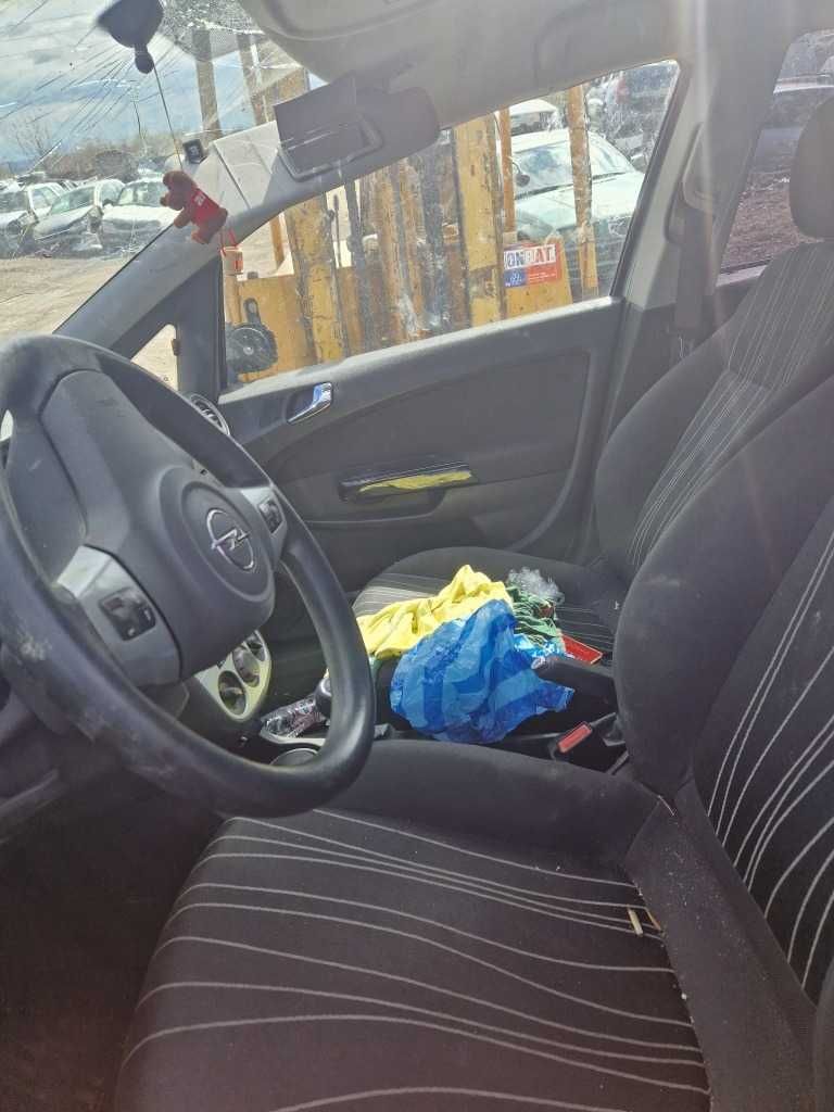 Opel Corsa 1.3cdti 90кс за части