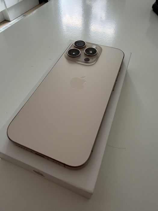 iPhone 16 PRO Desert Titanium 256 GB