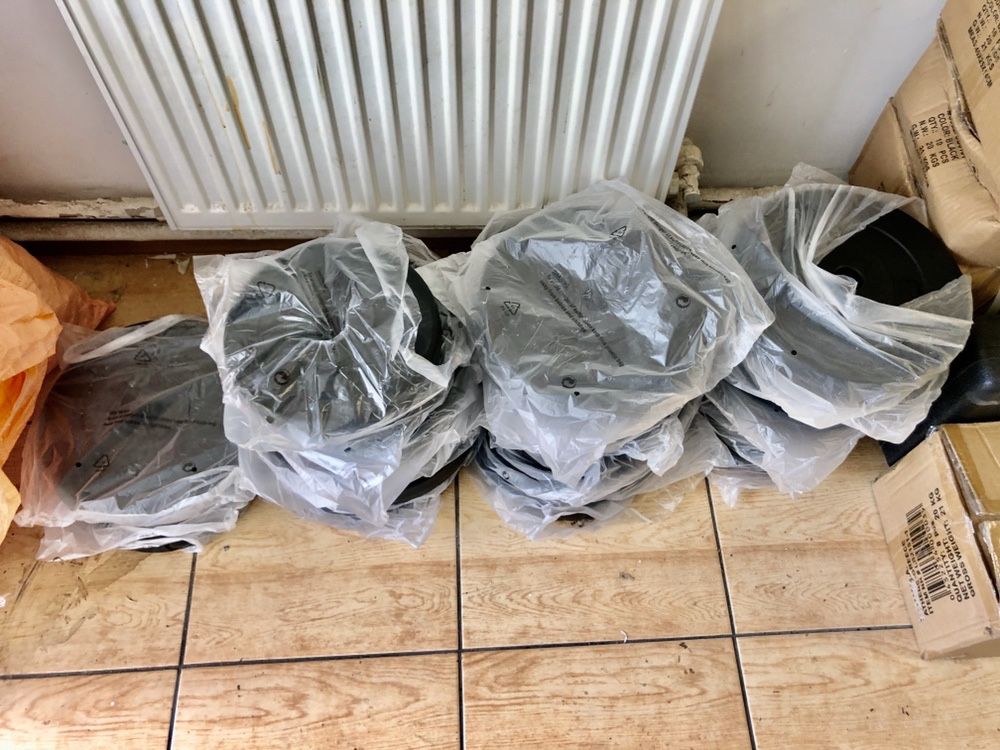 Sala Gantere reglabile si fixe,Haltere,Discuri,Bara z,Discuri,saci Box