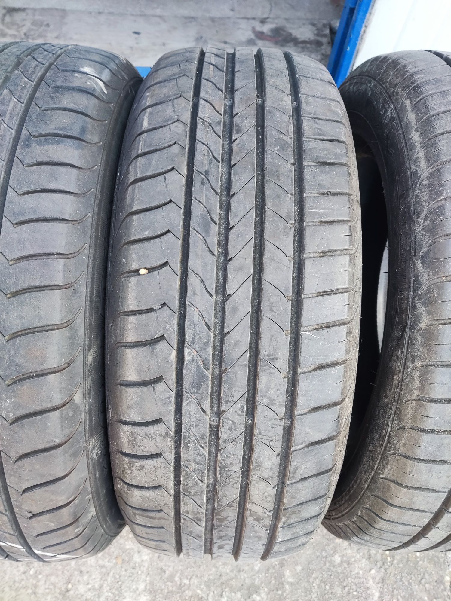 195/60/15 GoodYear