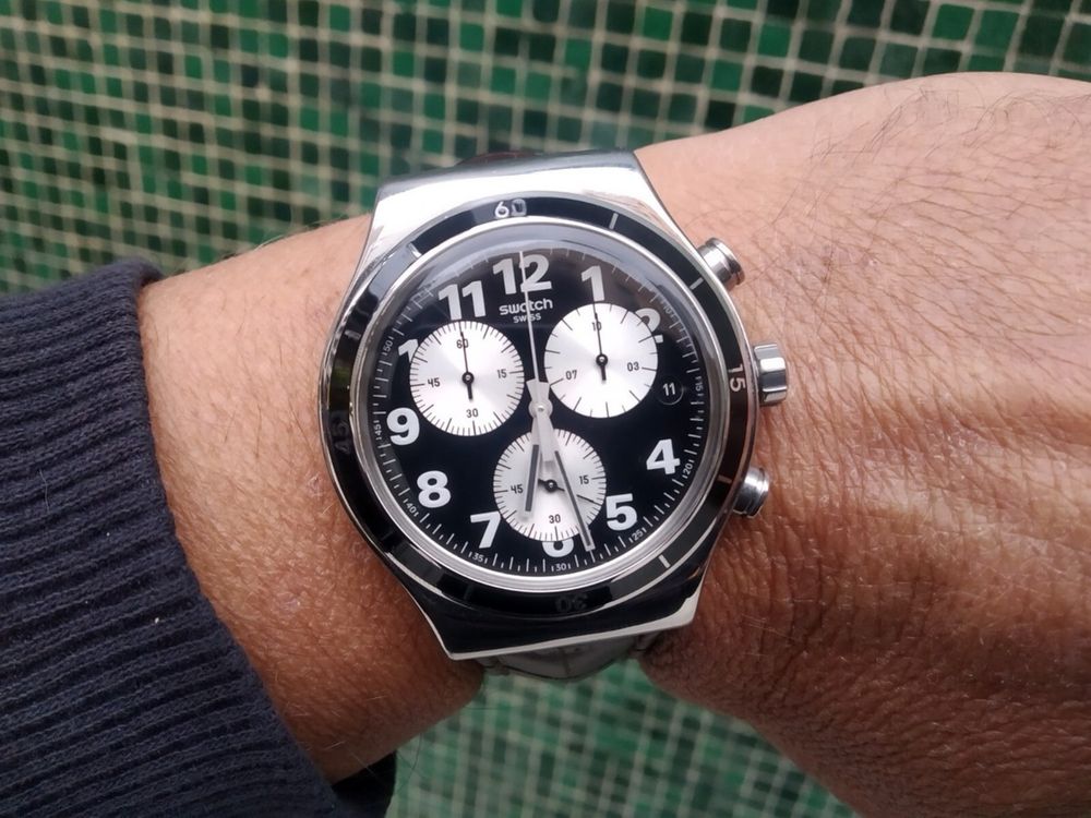 Mъжки часовник-SWATCH irony YVS400 chrono 1/10SEC INVERSE PANDA