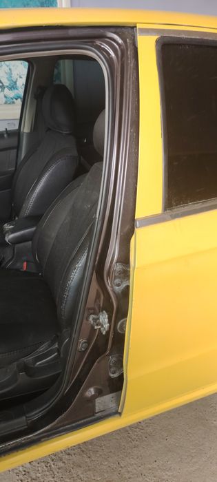 Akuratniy xaydagan kuzov ini xechqayrida kalit trgmagan k