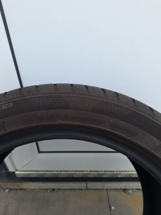 1 бр. 225/45 R17 Nexen