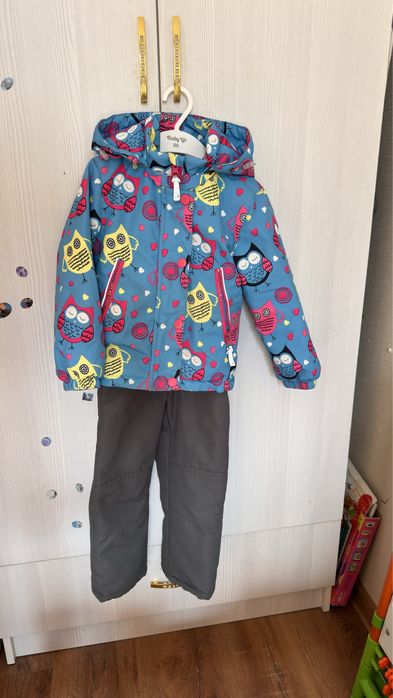 Демисезонный кобинезон и жилетка