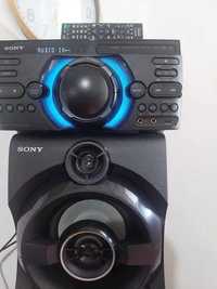 Sistem audio High Power Sony MHC-M60D, Mega Bass impecabil
