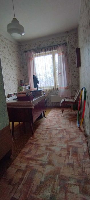 Продам 4/2/5 квартира, в Мирабадском районе возможен небольшой торг