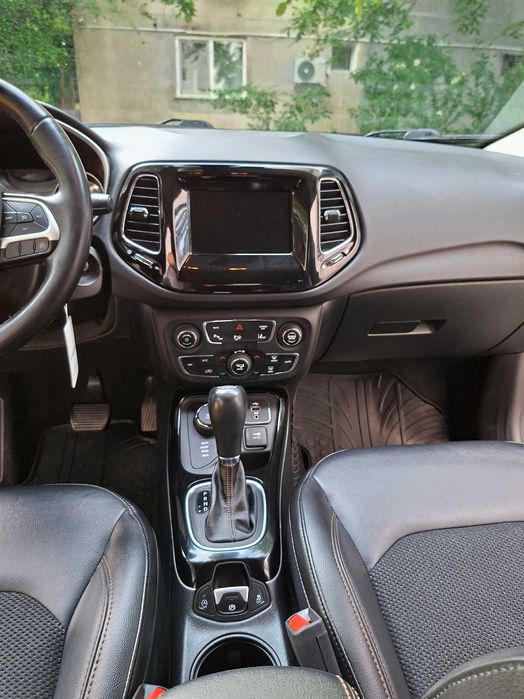 JEEP COMPASS 2,0  LIMITED ;Multijet, 140CP, AT9 4WD