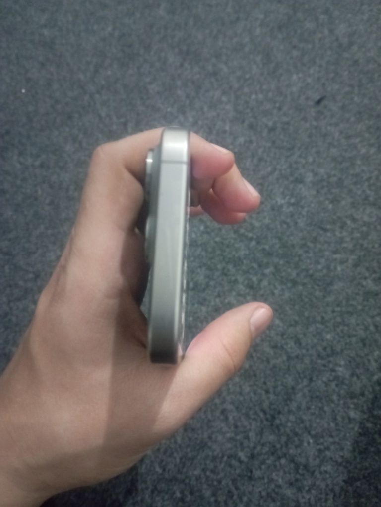 15 pro 128 titanium