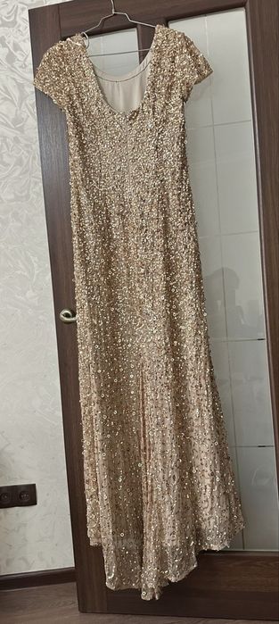 Продам платье.