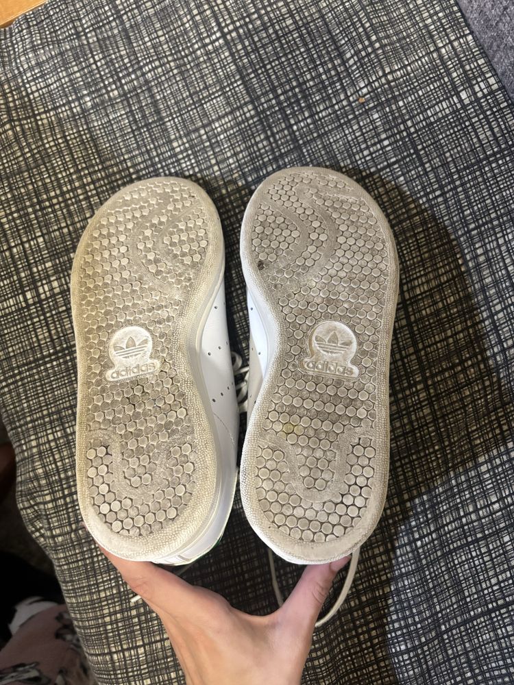 Маратонки adidas unisex