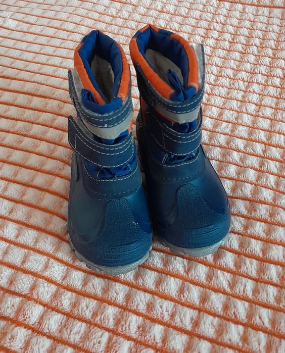 Сапоги почти нов. тёплые 23 р. на мальчика