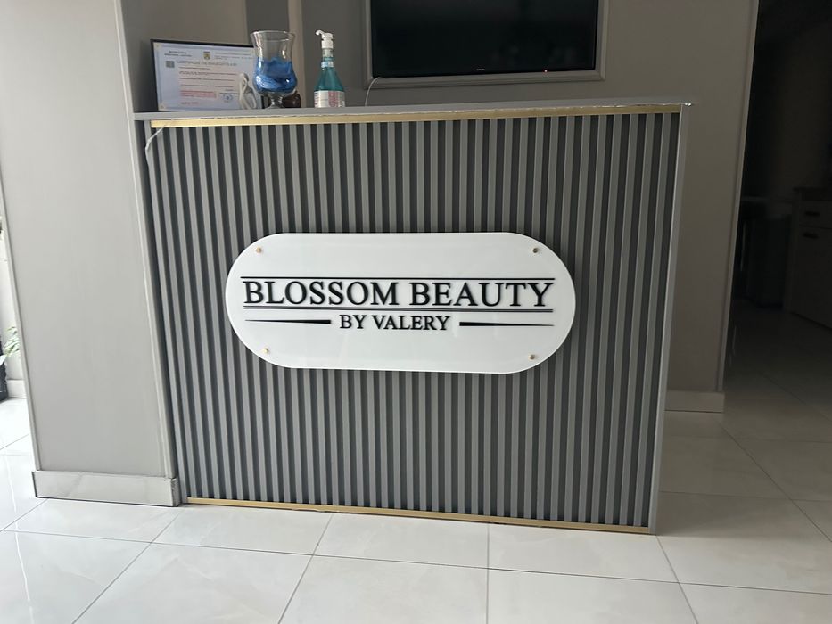 Vând recepție salon