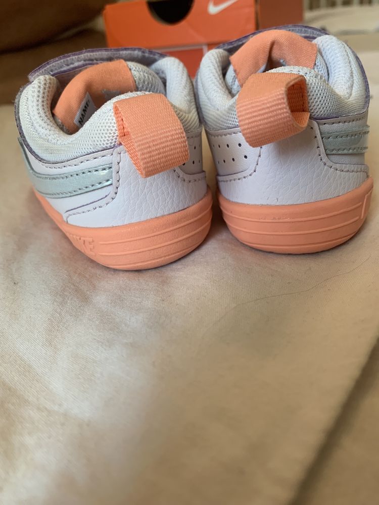 Детски маратонки за момиче Nike