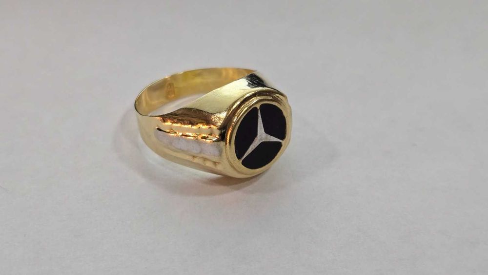 Златен мъжки пръстен 14 карата Mercedes